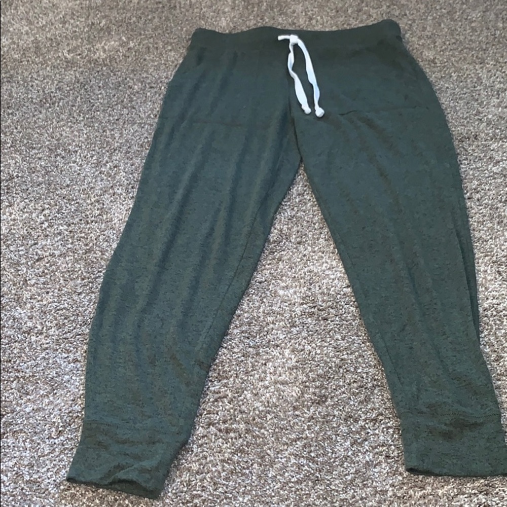 LOUNGE/PJ PANTS